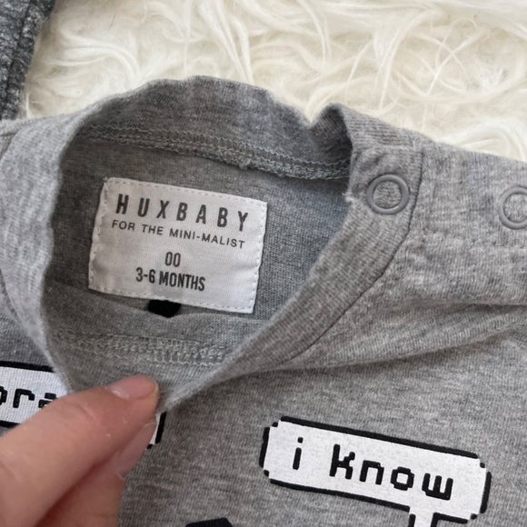 HUX baby 0-6m top bundle - Picture 3 of 4